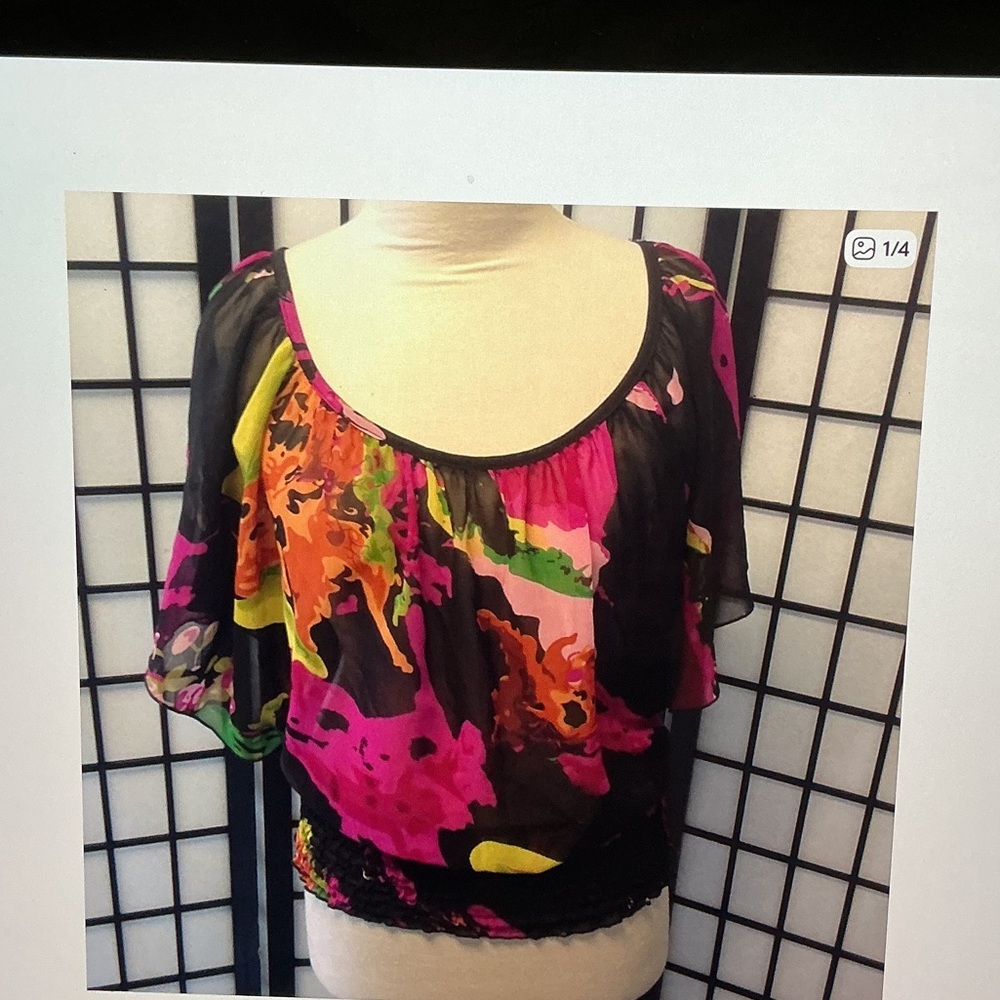Floral Watercolor Off-Shoulder Blouse in Black and Fuchsia